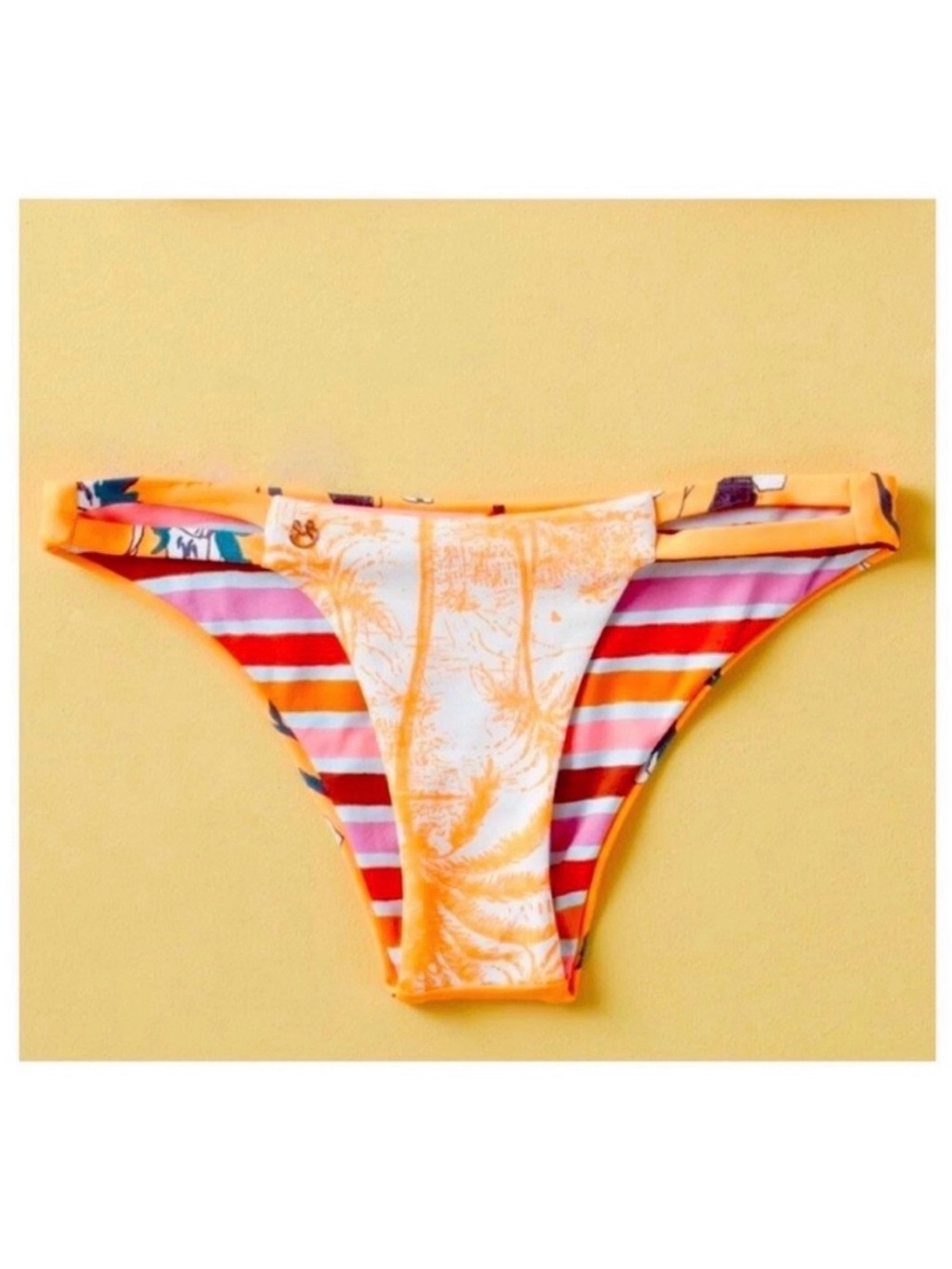 (BOTTOMS) Maaji Mime Zesty Reversible Bikini Bottoms- Medium.